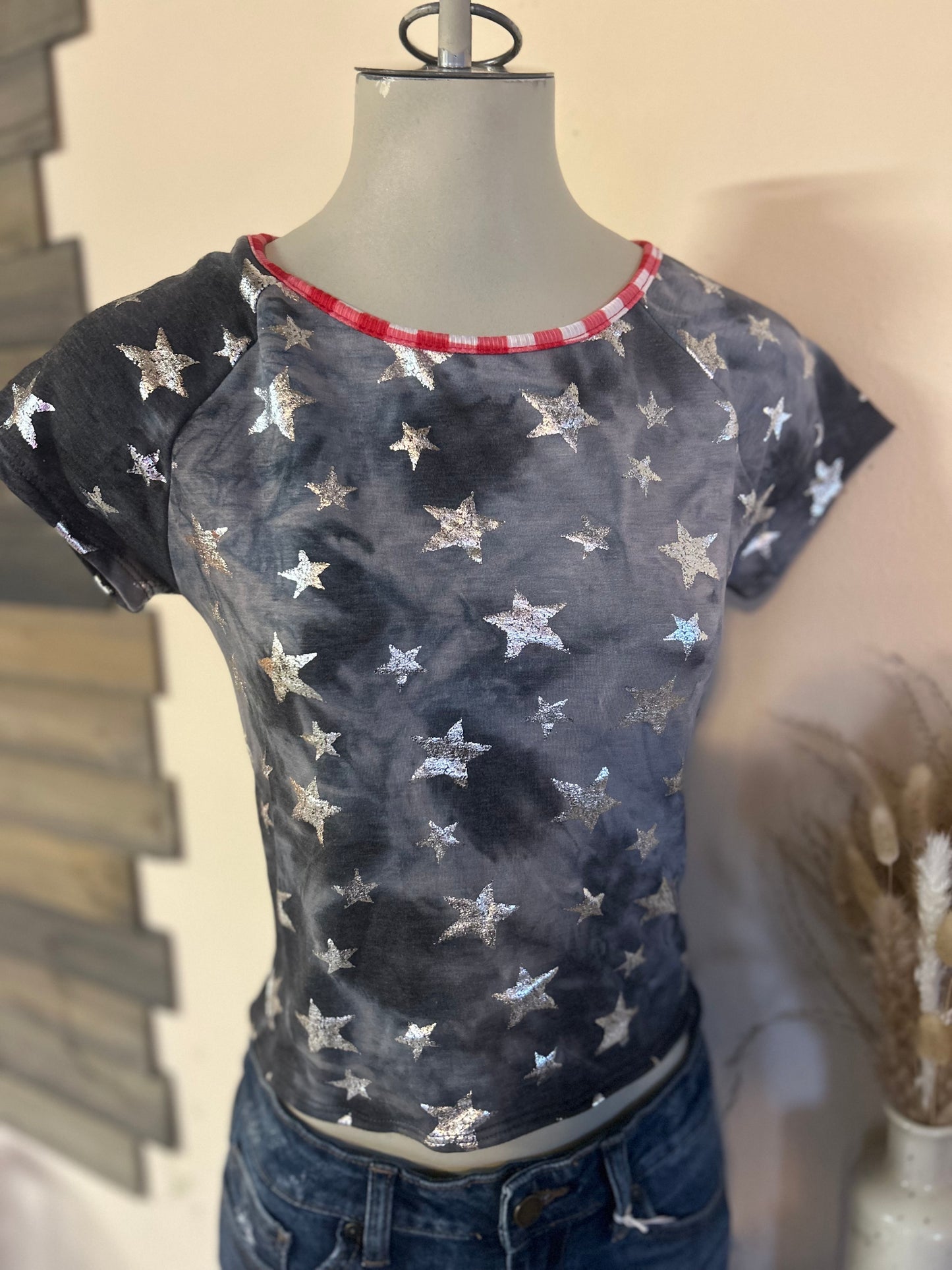 Star Print Knit Back Cut Out