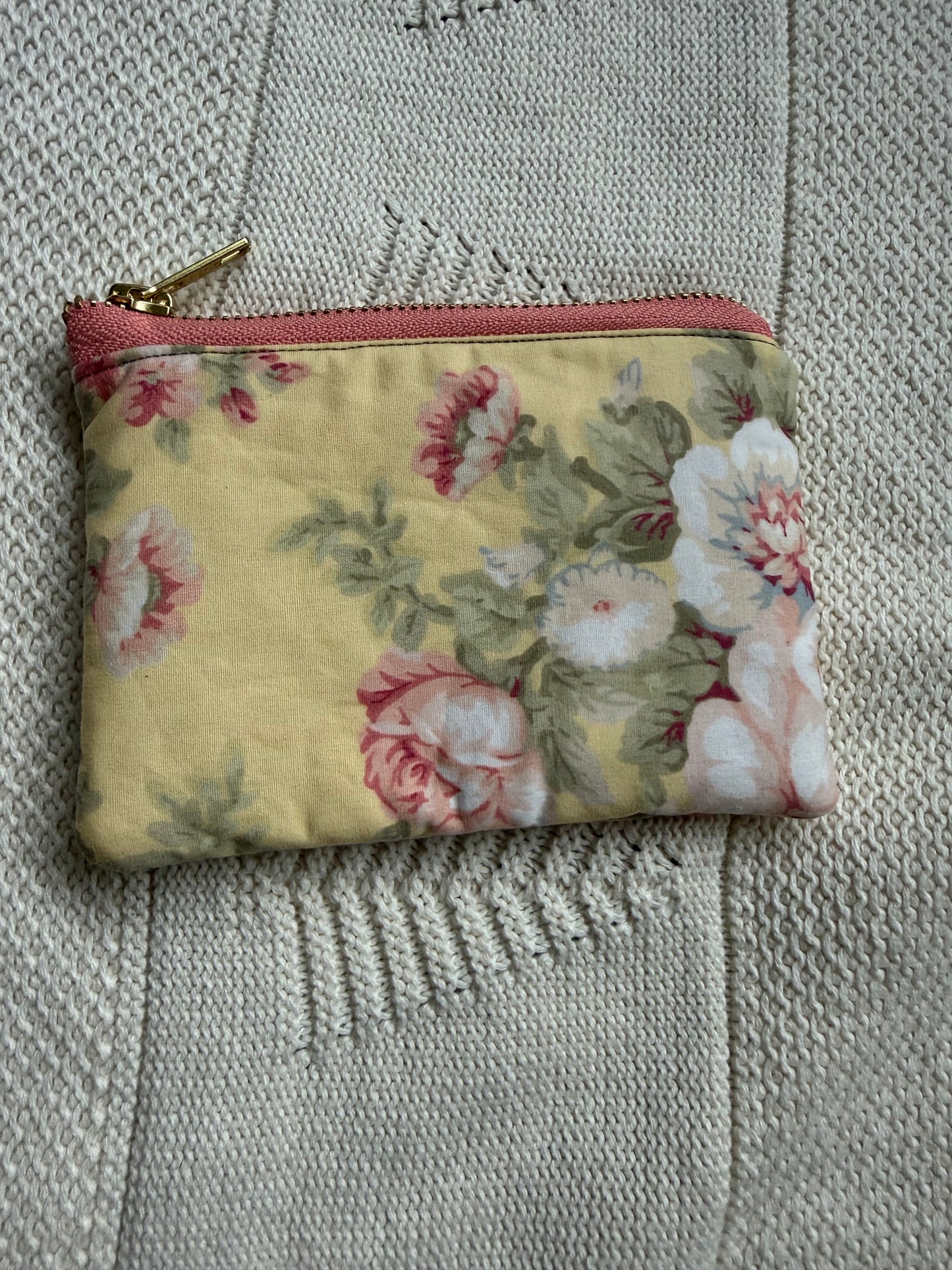 8 dollar Pouches