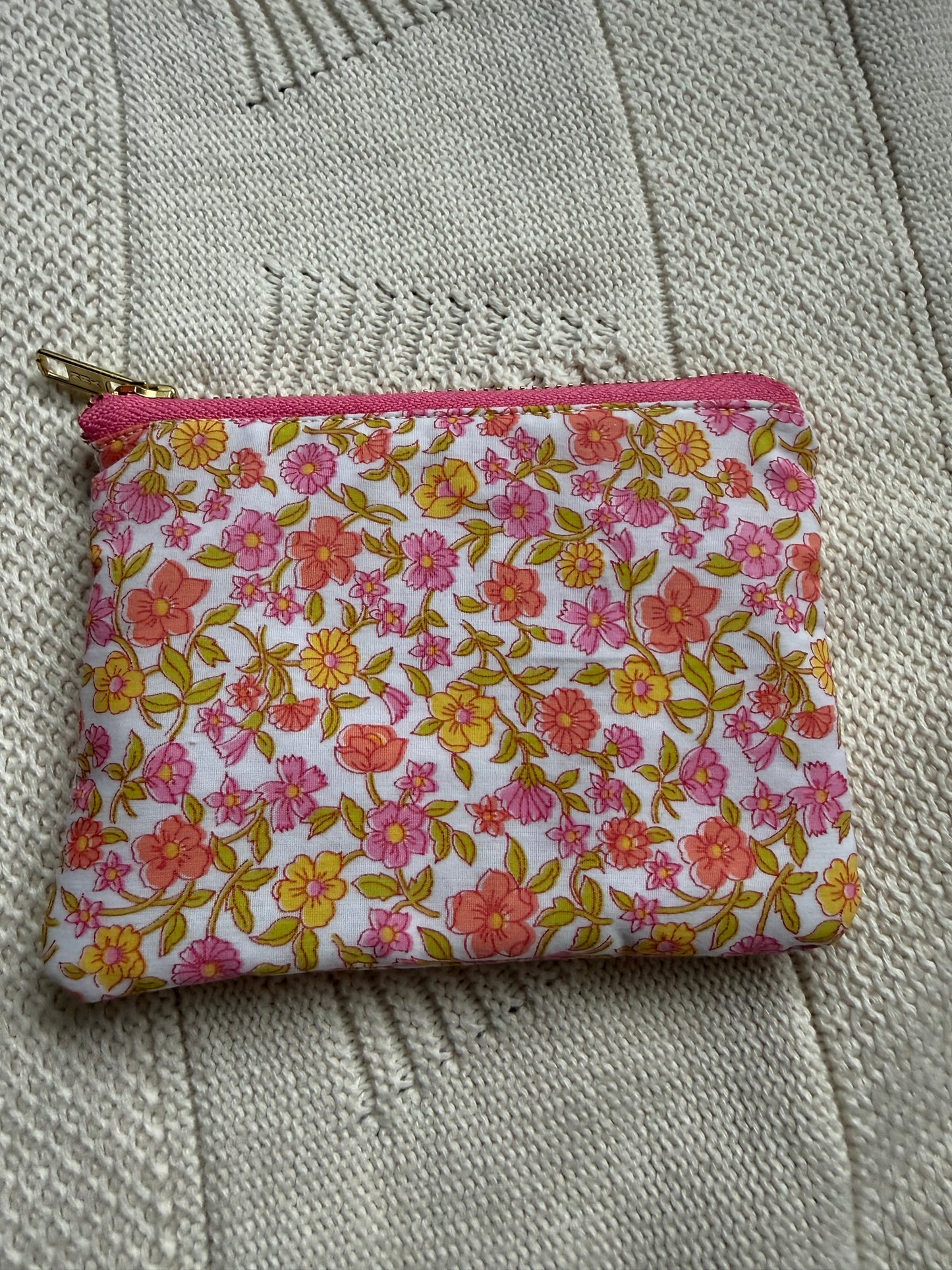 8 dollar Pouches
