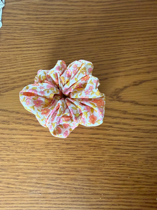 Retro Fun Scrunchie