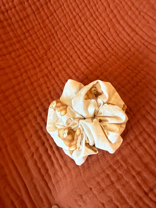 3 dollar Scrunchies