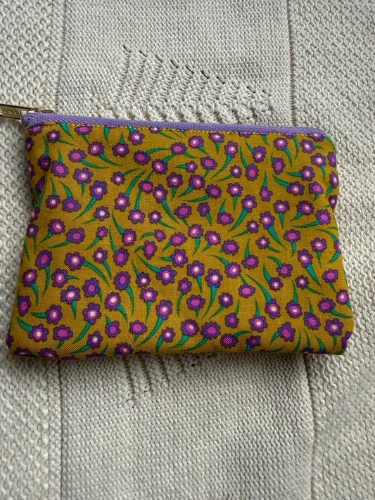 8 dollar Pouches