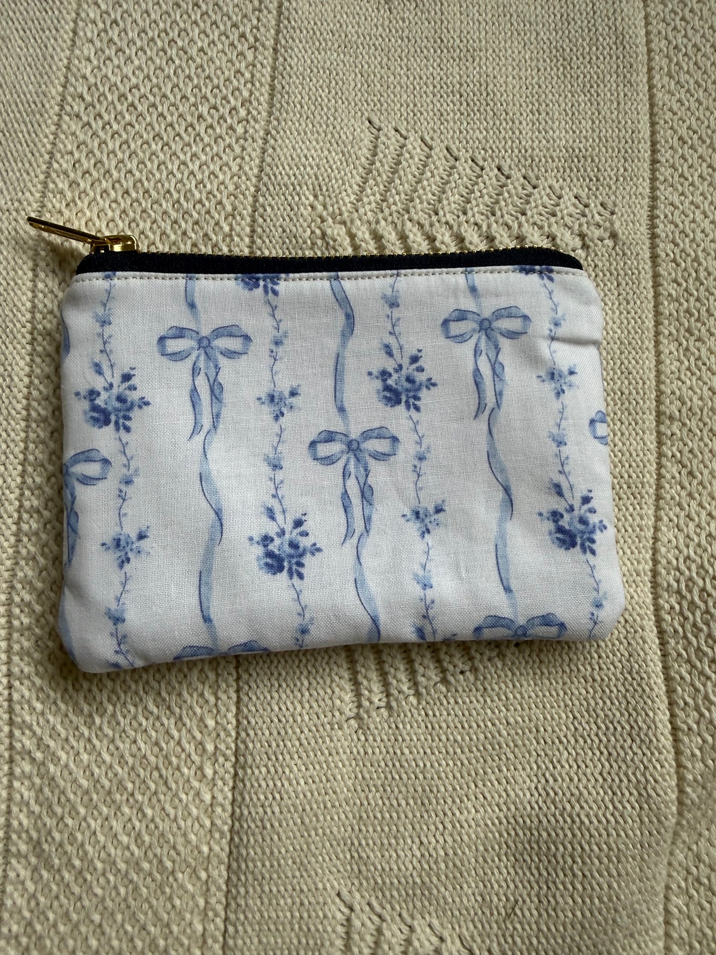 8 dollar Pouches